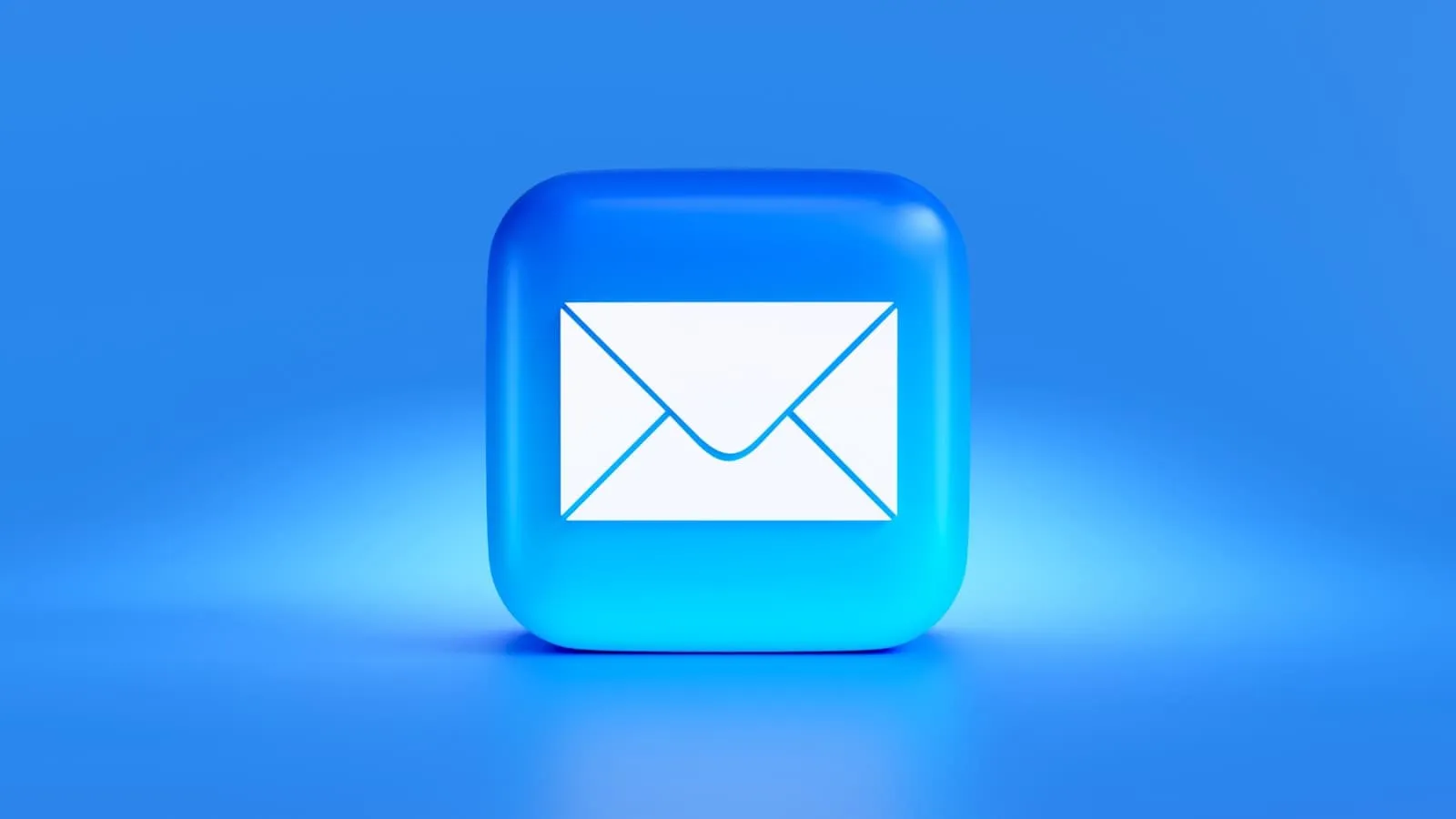 Blue 3D mail icon representing secure email communication